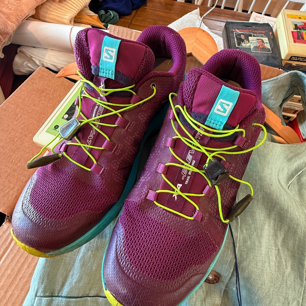 Salomon Women's Elevate Trail Runner